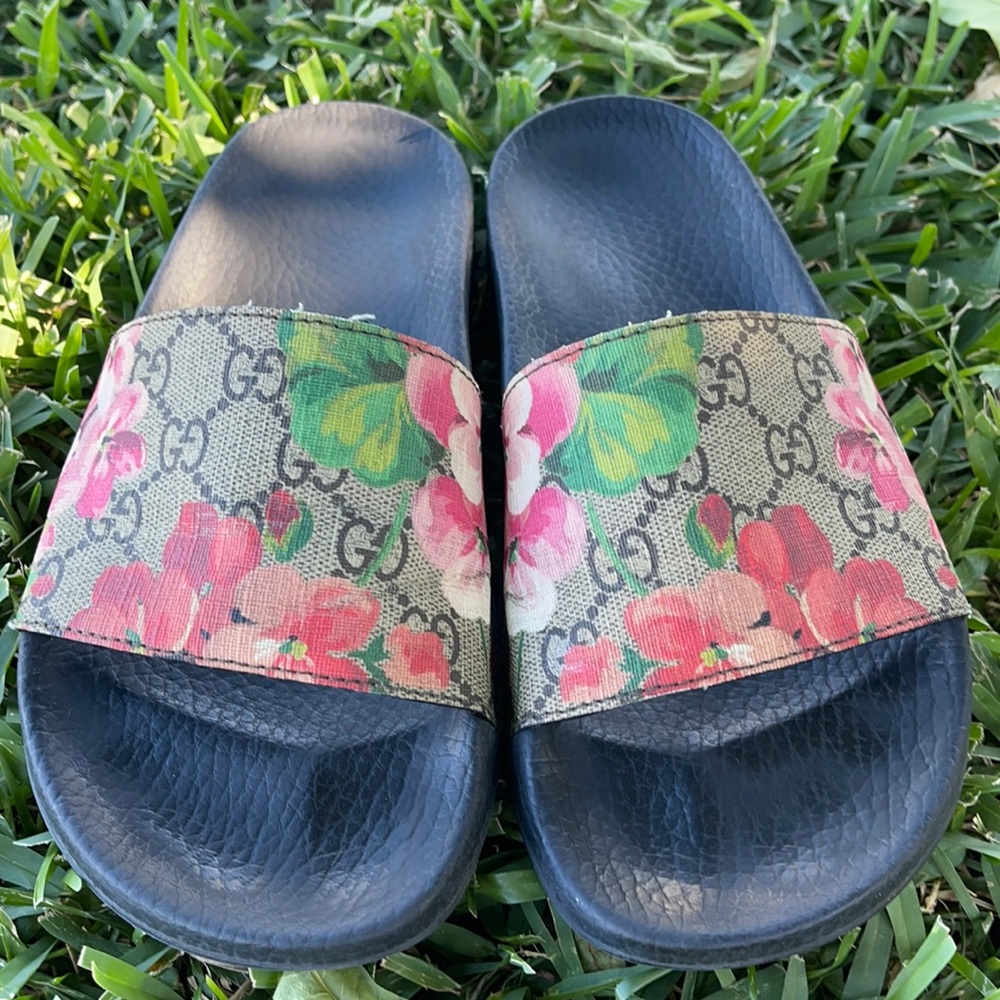 Used GG slides no box and only one bag